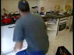 Repairman scopare La casalinga