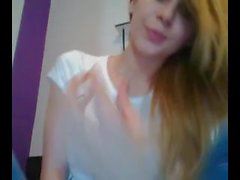 Hot Blonde Prettywoman teases on webcam - myfreecamgirls