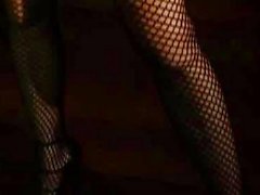 Slut bionda nel sexy di corsetto e calze a rete fa scopare disco