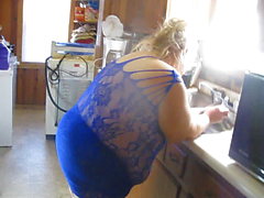 doing dishes in new outfit teasing