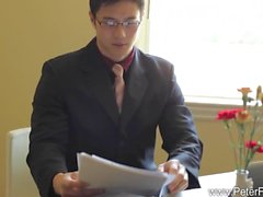 Seksi Korece büro adamı