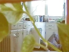 hiddencam - секса на кухне чертовски с помощью водопроводчик
