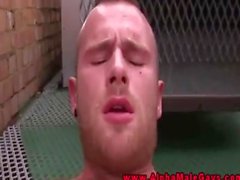 Pedazo fuerte muscular consigue Throatfucked