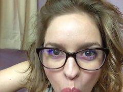 adultes - jouets pov-dildo-pipe godemiché - blowjob