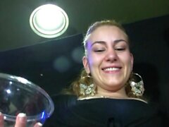 Amateur -College -Gruppe Sex mit Ficken und Saugen an HD