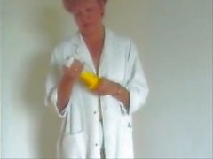 Granny in Collant Jeux avec gode