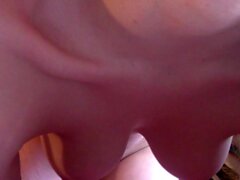 Couple amateur corné gros plan anal sur webcam