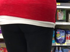 Red bbw in leggings 2