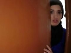 Arabian amateur beauty pounded for cash