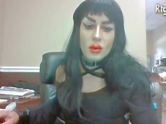 transexual MILF recibe didlo conducción y se masturba línea