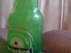 bouteille de Heineken en kisve de gode