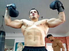 Combattre, boxe gay, combat nu