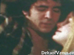 Retro chatte poilue Ado se fait baiser - années 1970