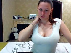 Große Brüste russische MILF Spielzeug ihren Arsch vor der Webcam
