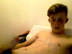 Danish Boy 18yo & HairyCock-Ass Masturbation Cum = lit = Salle de bains