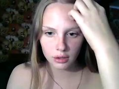 Sexy blonde Jana Cova hot solo Masturbation auf ihrem Bett