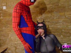 Catwoman Vs Spiderman