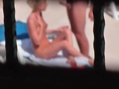 Öffentliche Voyeur - Deutsche MILF haben Sex im Urlaub