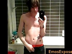 Tatuato emo twink autoscatto in specchio Parte 2