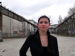 Deutsch Scout - Kunststudentin Anna reden anal Casting Fick