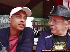 Bigtits holland PUTAIN D' laboure par les touristes black