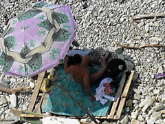 Nackte Liebhaber am Strand Cams gefangen