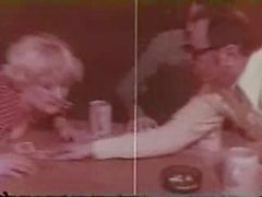 Klassisch Weinlese Retro - Patricia der Rhomberg Clip - Die Wirtin sind von der Lahn