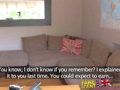FakeAgentUK pintainho britânico com tetas enormes dá agente de um tiro em anal
